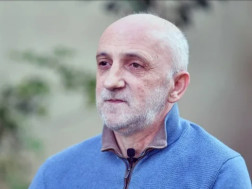 გია ხუხაშვილი - პოლიტოლოგი