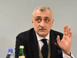 მამუკა ხაზარაძე