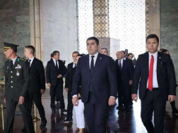 შალვა პაპუაშვილი