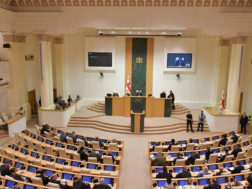 საკანონმდებლო ორგანომ პირველი მოსმენით განხილულ კანონპროექტებს კენჭი უყარა