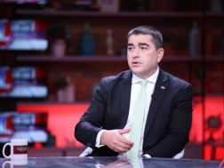  შალვა პაპუაშვილ