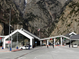 ლარსის საბაჟო