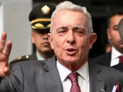 ალვარო ურიბე