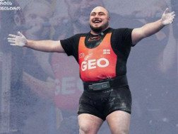 თემურ სამხარაძე