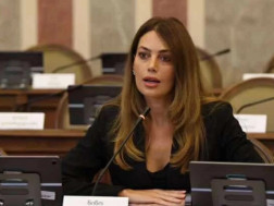 ნინო ვარდოსანიძ