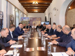 დავით სონღულაშვილი კახეთში რთველის მიმდინარეობის პროცესს გაეცნო