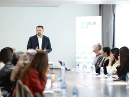 არჩევნებუ