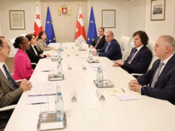 პრემიერ-მინისტრი პრემიერ-მინისტრი