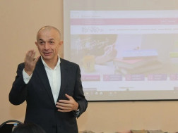 გოჩა ტყეშელაშვილი