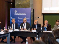 საკანონმდებლო და აღმასრულებელი ხელისუფლების წარმომადგენლებ