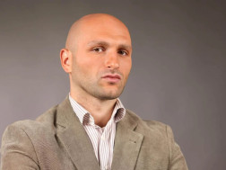 ვახტანგ თოფურია