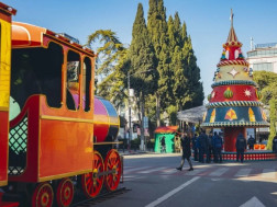 საახალწლო სოფელი 14 იანვრის ჩათვლით იფუნქციონირებს საახალწლო სოფელი 14 იანვრის ჩათვლით იფუნქციონირებს