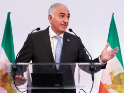 - რეზა ფეჰლევი 