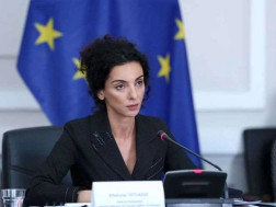 ხათუნა თოთლაძე ხათუნა თოთლაძე