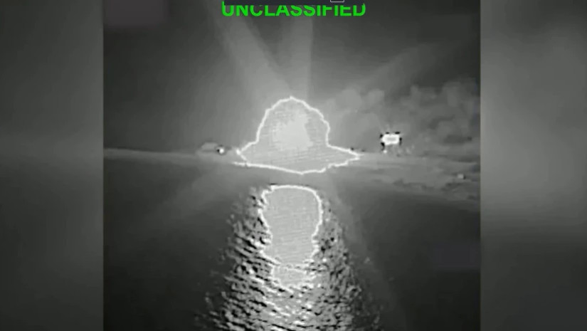 ომანის ყურეში 11 ირანული გემი ჩაძირა ომანის ყურეში 11 ირანული გემი ჩაძირა