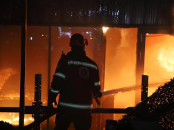 თბილისში, დიდი დიღმის დასახლებაში მდებარე ერთ-ერთ სასაწყობე შენობაში გაჩენილი ხანძარი ლიკვიდირებულია. თბილისში, დიდი დიღმის დასახლებაში მდებარე ერთ-ერთ სასაწყობე შენობაში გაჩენილი ხანძარი ლიკვიდირებულია.