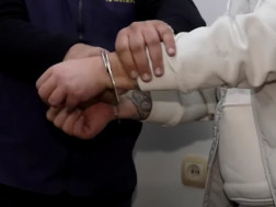 ვსასაზღვრო პოლიციის თანამშრომლებმა უცხო ქვეყნის 3 მოქალაქე სახელმწიფო საზღვრის უკანონოდ გადმოკვეთის ბრალდებით დააკავეს