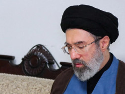 ირანის უზენაეს ლიდერად აიათოლა ალი ხამენეის ვაჟი მოჯთაბა აირჩიე