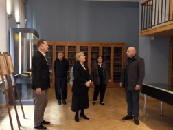 თინათინ რუხაძე