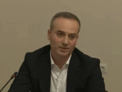 „კარფურის“ გენერალური დირექტორი: „კარფურის“ გენერალური დირექტორი: