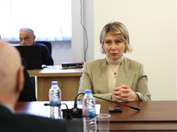 ნინო წილოსანი