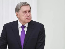 იური უშაკოვი  