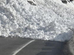 მოძრაობა დროებით აკრძალულია მოძრაობა დროებით აკრძალულია