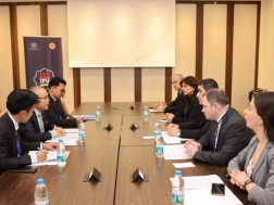 შალვა პაპუაშვილი 