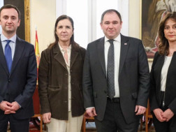 საგარეო ურთიერთობათა კომიტეტის დელეგაცი