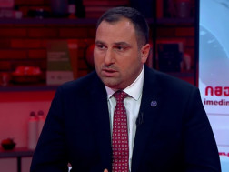 ირაკლი კირცხალია