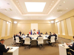 მთავრობა         