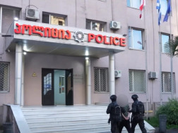 დაკავებულია 1 პირი