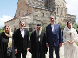 საქართველოსა და სერბეთის პრეზიდენტები მეუღლეებთან ერთად კახეთის რეგიონს ეწვივნენ