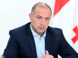 გივი მიქანაძე სამუშაო ვიზიტით პარიზში გაემგზავრა