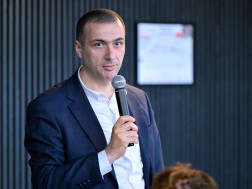 ლაშა გზირიშვილი 