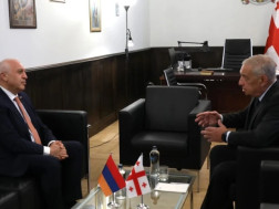 გიორგი ვოლსკი სომხეთის რესპუბლიკის ელჩს შეხვდა 