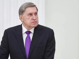იური უშაკოვი