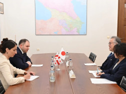 ნიკოლოზ სამხარაძე