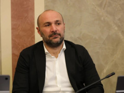 აკაკი ალადაშვილი აკაკი ალადაშვილი